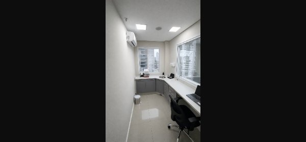 Hall de entrada com catracas